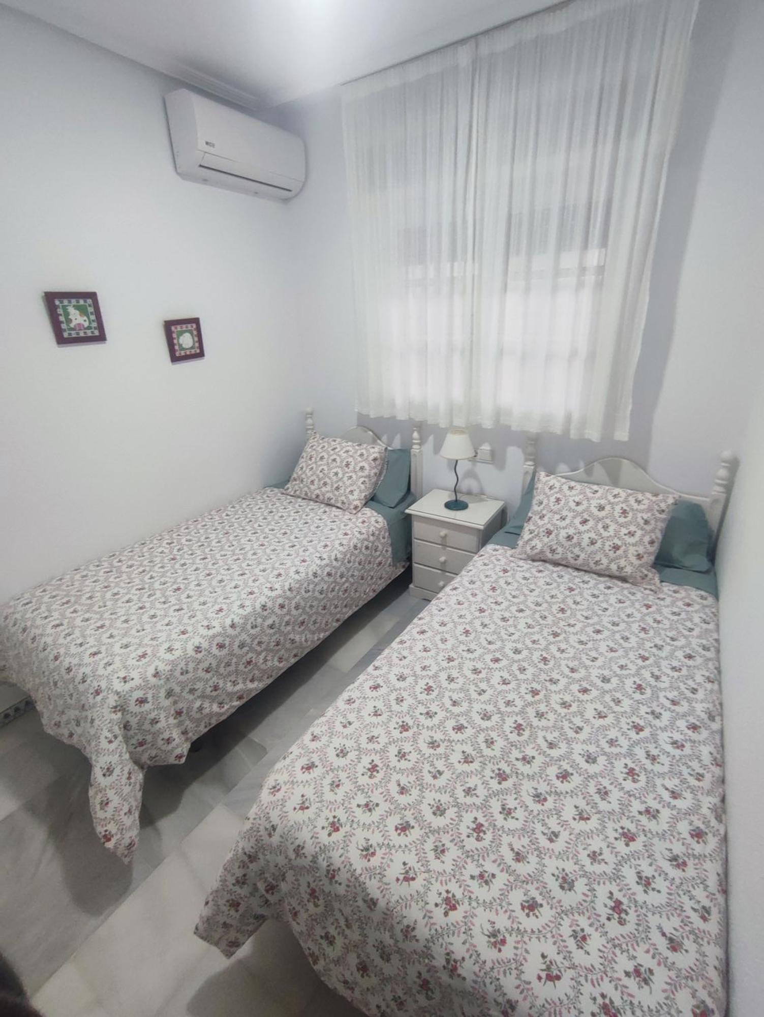 Apartamento Pinar Del Atlantico La Barrosa Chiclana de la Frontera Eksteriør bilde
